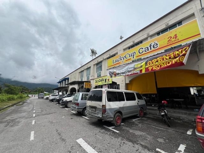 32th miles serian road, Two storey shoplot- got tenant rent there
