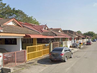 Corner Lot Tmn Inderawasih 1.5 Storey Terrace