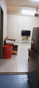 Dahlia Flat Renovated Well Maintain First Floor Seremban 2 For Sale !!