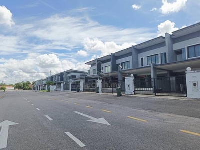 Kuching City Mall Double Storey House For Rent,Near 4th Mile,Desa Wira