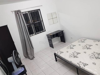 Middle Room at Pantai Hillpark Phase 2 (Full Privacy) Fully Furnished