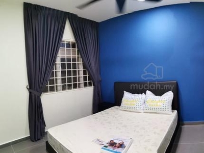 Middle Room For Rent, De Tropicana Condominium Kuchai Lama