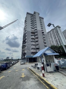 Taman Connaught Apartment @ Taman Connaught [2R1B With Lift & Balcony]