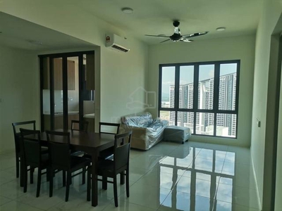 Unit Fully renovated with furnished at Suasana Utropolis for Sale
