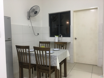 1.5Month Depo & Nearby LRT Master bedroom with Bathroom at Casa Green @ Bukit Jalil
