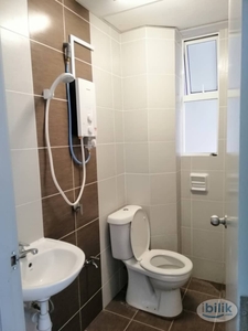 [6 Mins Walk to LRT!!!] Newly Renovated with AIr Con Single Room at M3 Residency, Taman Melati