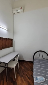 Bandar Puteri 12 Single Aircone Room to rent nearby LRT