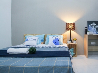 Fully Furnished Middle room for rent at at Taman Aman / PJ Taman paramount