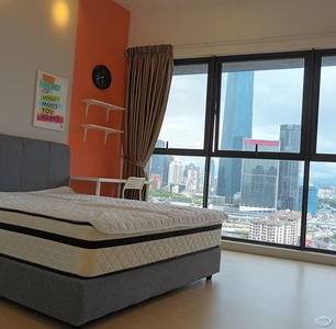 Master Room at Continew Residence, Kuala Lumpur☀️Near MRT Cochrane MyTown Ikea TRX KLCC Bukit Bintang KL Sentral Southgate Commercial Centre
