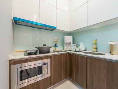 Medium Room for Rent at Lavile Residences KL - Cheras Maluri (Female tenant only)