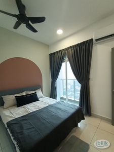 Mingle in the Middle: Middle Room Rental Comfort at Titiwangsa, Kuala Lumpur
