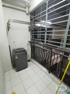 ✅Room nearby MRT to Kota Damansara / Balcony Queen Bed Medium Room (Partition) in Damansara Damai Petaling Jaya