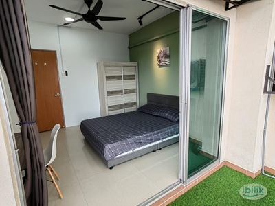 Newly Renovated Middle Room with Private View at Kuchai Avenue (2 mins walk to NSK)