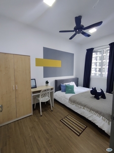 Nice Chic Retreat: Rent a Middle Room with Sophistication at Sri Petaling, Kuala Lumpur