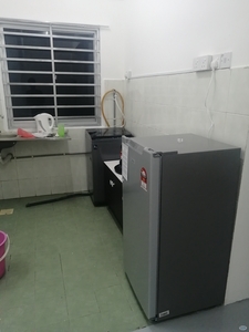 Private Single Room In Shoplot Metro Business Centre Bandar Tasik Selatan With Fully Furnish For 1 Person
