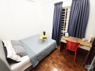 Segar Court Apartment Fully Furnished Middle Room Beside Cheras Leisure Mall 5min to MRT easy to access shoplot