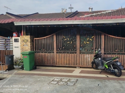 Fully Renovated Booking RM1000 1 Storey Terrace Taman Muhibbah Kajang For Sale