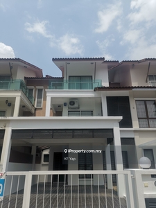 Mutiara Damansara 3 storey link house for rent