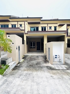 Townhouse Lower Unit Taman Salak Mulia Sepang for RenT