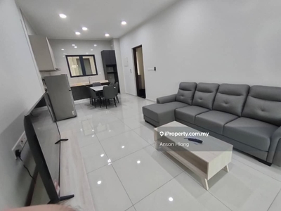 Amberside @ Country Garden fully furnished condo for rent