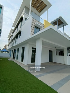 Brand new 3 storey limited unit Setia Utama Setia Alam Shah Alam