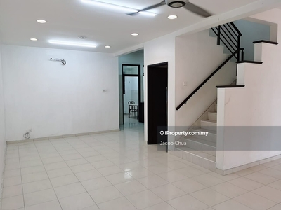 Bukit Indah Gated Guarded Double Storey For Rent