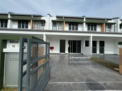 Facing House Double Storey Terrace Alura Bandar Bukit Raja
