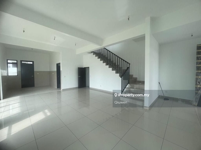 For Sale Aspira Parkhomes @ Gelang Patah 2 Storey Terrace House Corner