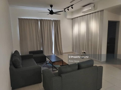 Fully furnished @ Walking Distance covered MRT Station
