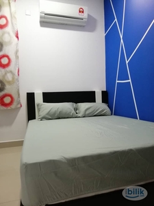 Room NEXT TO LRT Ara Damansara❤️Doorsteps to variety Shop lot & Restaurant❤️Queenbed room with Aircond, Free Utilities❤️