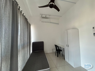 Middle Room For Female Available At Medan Connaught Cheras