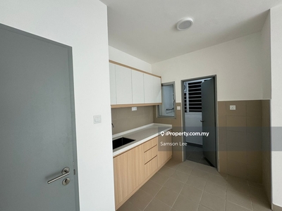 Partially Furnished & Very Good Location Unit For Rent