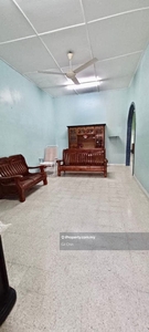 Pasir Puteh Single Storey House For Rent