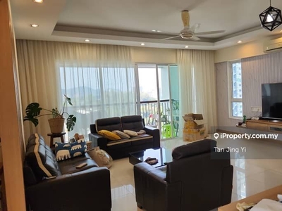 Platino Fully Furnished unit, Nearby Bayswater