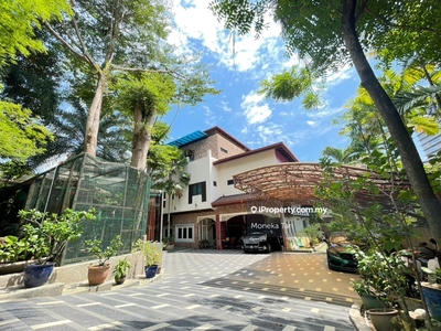 Sek 16 Resort Mansion for Sale