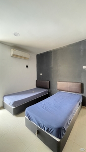 Single bedroom Master Room at Bandar Botanic ❗ ❗
