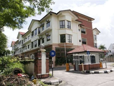 Villa Dahlia low density Kayu ara Bandar Utama