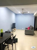 NEWLY-Renovated, Private Toilet& Fully Furnished Room at USJ13 Subang (Gated and Guarded; Walk to LRT)