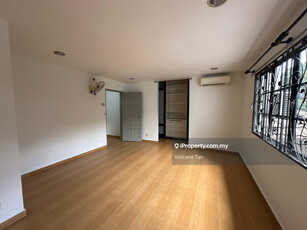 1.5 Storey Intermediate Linkhouse @ Bandar Sri Damansara
