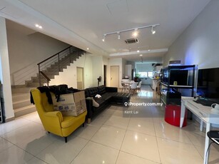3 Sty Terrace @ Kinrara Residence for Sale :