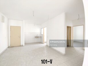 Brand New Corner Lot ! 800sqft De Palma Setia Alam Apartment with Lift