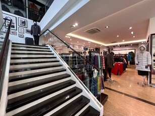 Double Storey Showroom/Huge Retail Space @ Petaling Jaya