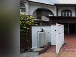 Facing Open Renovated Double storey Terrace, Ss12, Subang Jaya