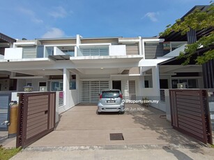Fully Furnished 2.5 Storey Terrace House @ Country Villas Resort