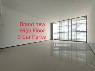 High floor Comes with 3 car parks