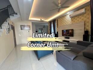 Limited Corner Unit - Fully Renovated & Extended - Can park 8 cars