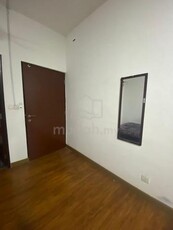 [NON-SHARING] Master Room For Rent Boulevard Serviced Apartment