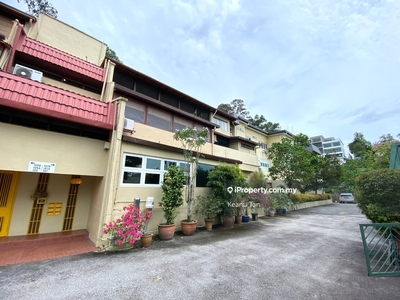 Freehold Low Density Apartment, Renovated Well Kept Unit