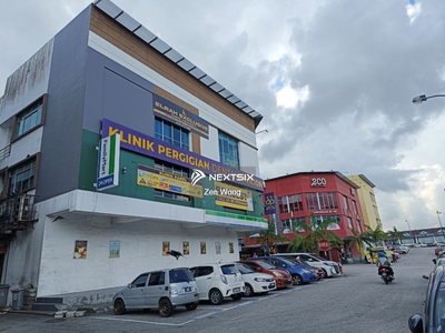 Taman Univeristi Three storey shop for sale Jalan Pendidikan 8/x