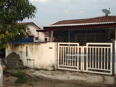 Single Storey house for rent